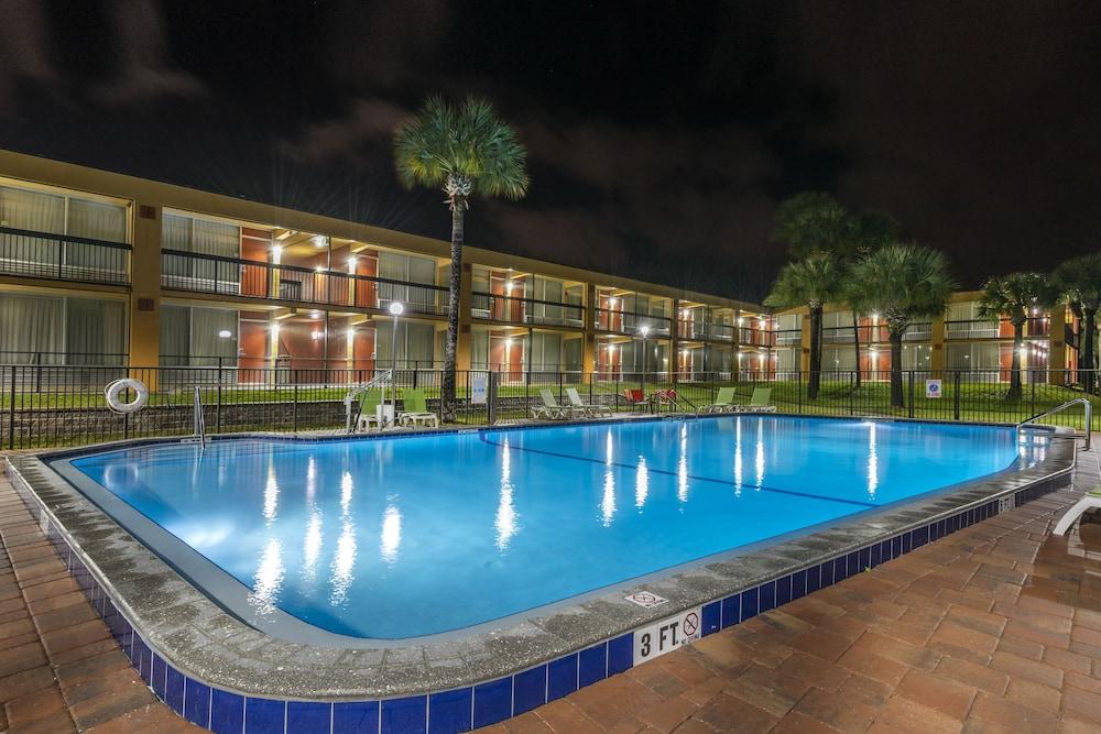 Quality Inn And Suites Palatka Riverfront المظهر الخارجي الصورة