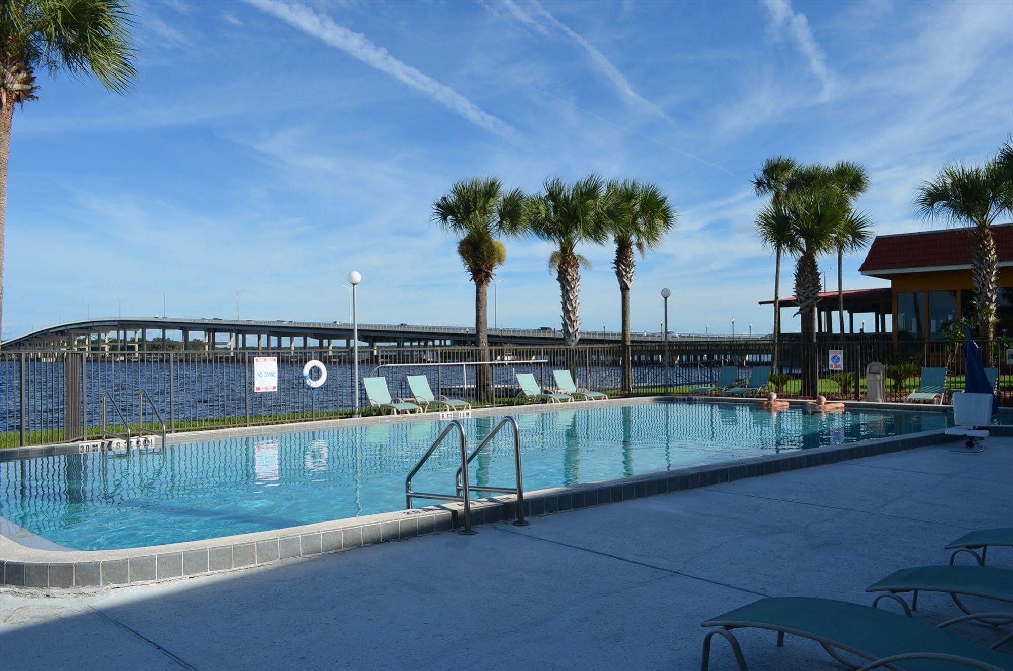 Quality Inn And Suites Palatka Riverfront المظهر الخارجي الصورة