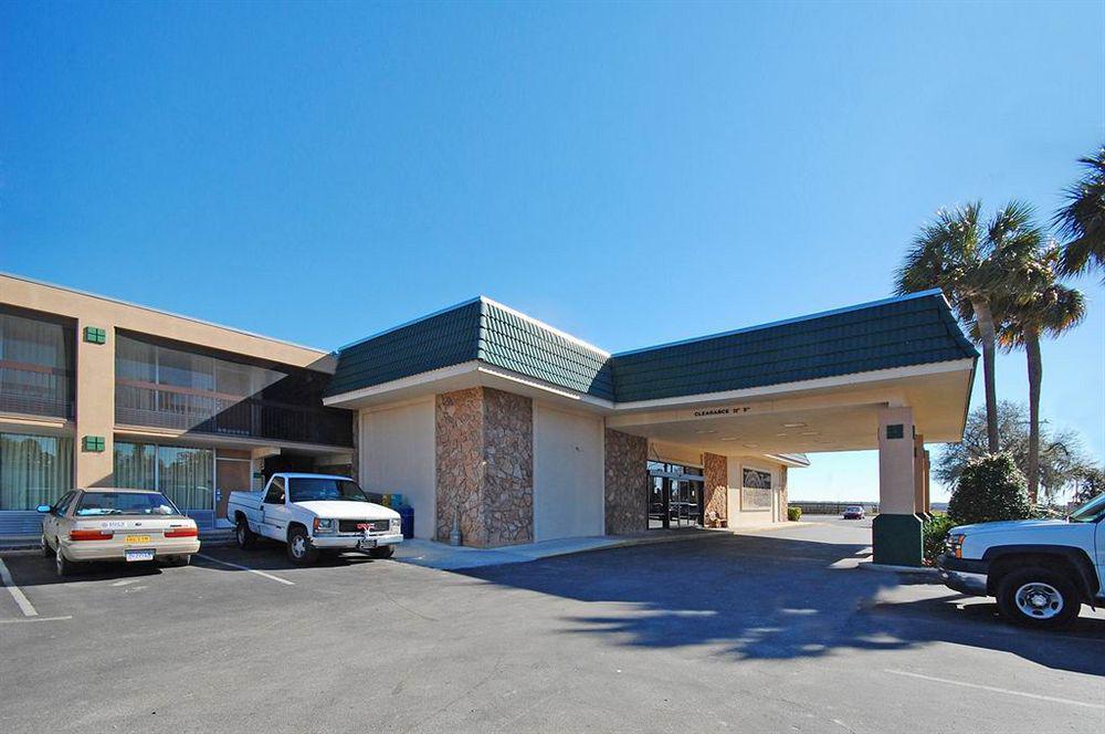 Quality Inn And Suites Palatka Riverfront المظهر الخارجي الصورة